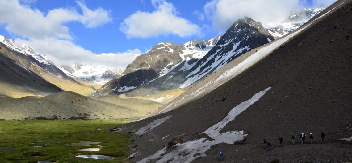 Avión Uruguayos 50 aniversario