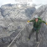 Pirámide de Carstensz abrió