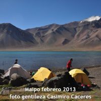 guia de montaña volcan maipoi