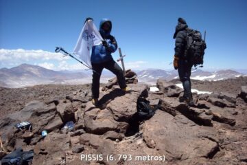 cumbre en el monte pissis