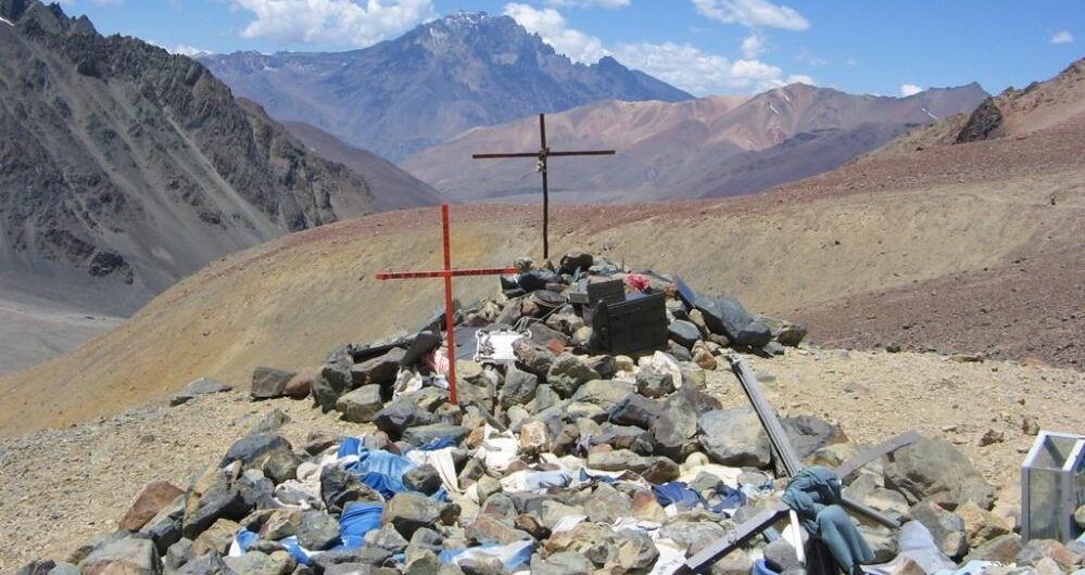 trekking al avion del valle de las lagrimas